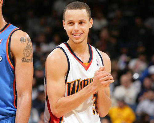 FIFA官方：C罗因直红被禁赛3场，剩余两场被缓期一年执行（FIFA通告：C罗因直红停赛3场，另2场缓期一年执行）