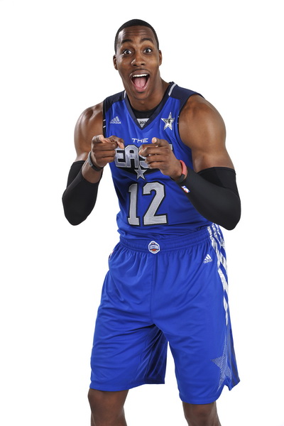 辽宁男篮CBA杯赛连输江苏广州引热议！球迷不满狂刷官媒评论区（CBA杯赛辽宁男篮连败江苏、广州引发热议，球迷不满刷屏官媒评论区）