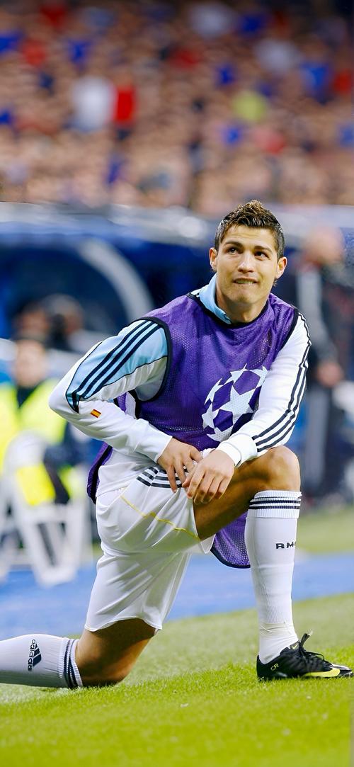 今晚！亚冠上海海港VS柔佛新山，中超冠军残阵出战？CCTV5不转，2大平台直播（今夜亚冠，上海海港迎战柔佛新山：中超冠军或以残阵出击？CCTV5缺席，两大平台直播）