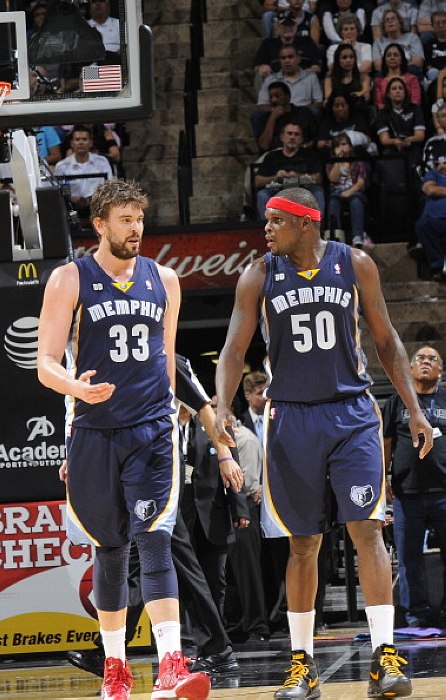 官方：瓦斯科达伽马与小将拉扬续约；拜仁等俱乐部在关注他（瓦斯科达伽马官宣与新星拉扬续约，拜仁等豪门持续关注）