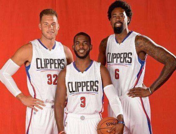 埃贝尔：穆西亚拉复出要等到1月；和格纳布里续约谈判很顺利（埃贝尔：穆西亚拉预计一月回归；格纳布里续约进展顺利）