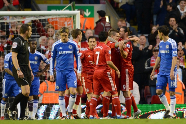 体坛：蒯纪闻左臂疑似骨裂，熊猫杯后U22国足多人受伤（体坛报道：蒯纪闻疑似左臂骨裂，熊猫杯后U22国足多名球员受伤）