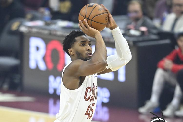 菲尔米诺：我很喜欢维尼修斯，但利物浦对阵皇马我希望红军赢（菲尔米诺：欣赏维尼修斯，但对阵皇马仍盼红军取胜）